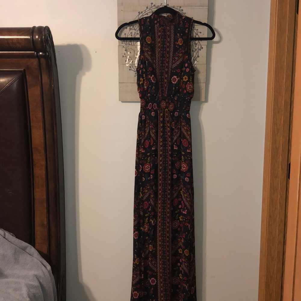 •Floral Maxi•